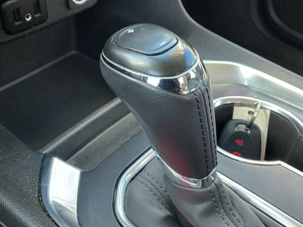 Used 2018 Chevrolet Traverse LT image 44