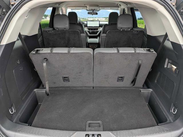 Certified 2025 Ford Explorer Active w/ Active Comfort Package image 35
