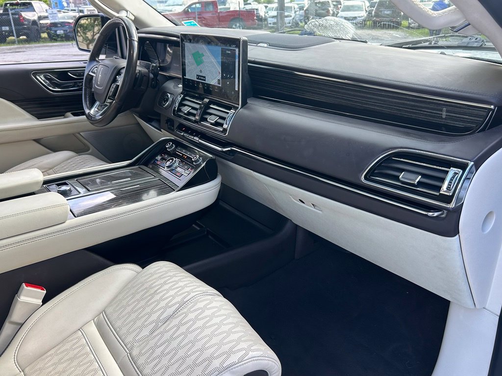 Used 2022 Lincoln Navigator L Black Label AWD/4WD image 42