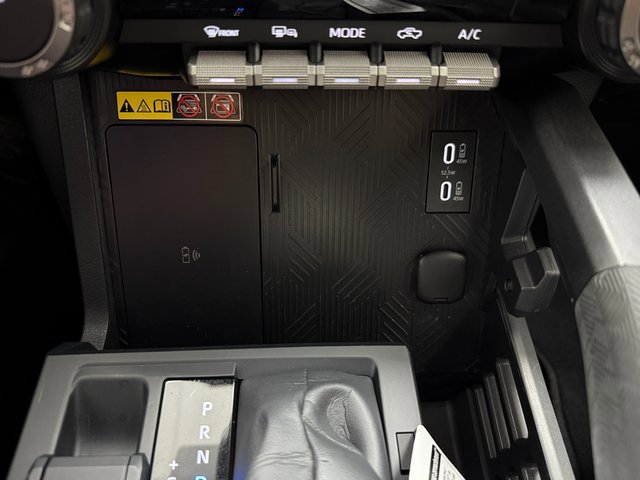 Used 2025 Toyota Tacoma SR5 w/ SR5 Upgrade Package image 20