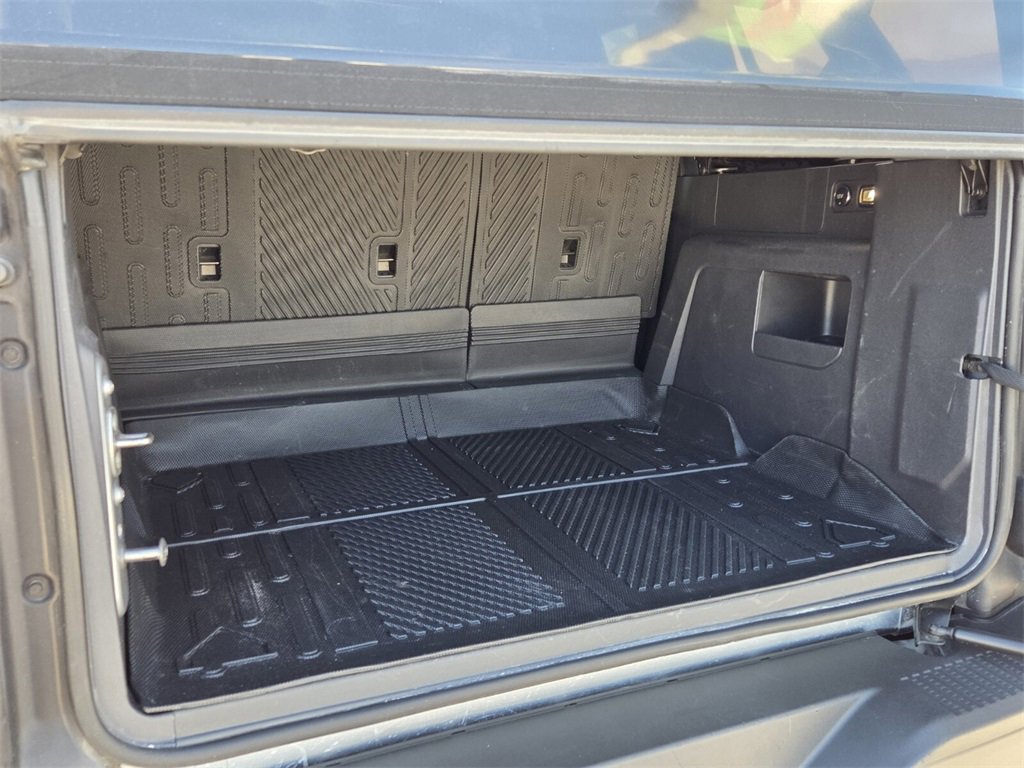 Used 2021 Ford Bronco Black Diamond image 10