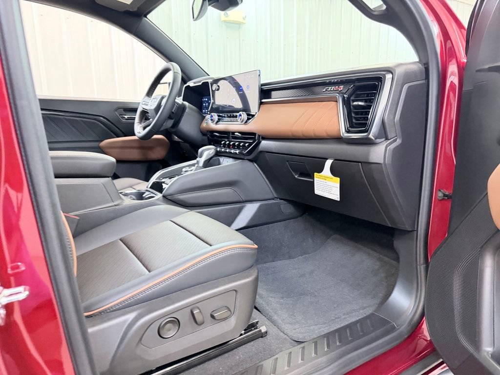 New 2026 GMC Canyon AT4 w/ Technology Plus Package AWD/4WD image 33