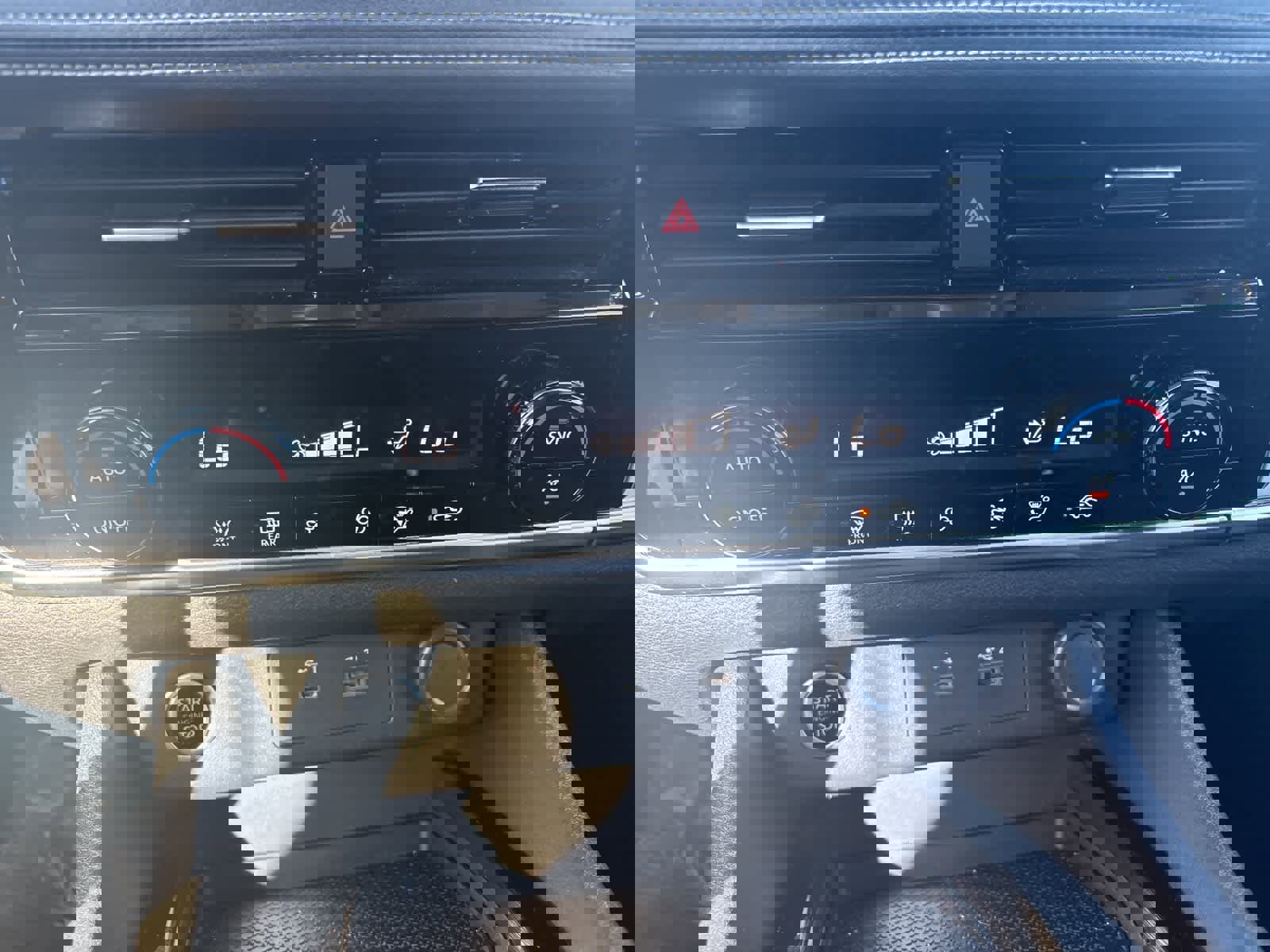 Used 2022 Nissan Rogue SV image 17