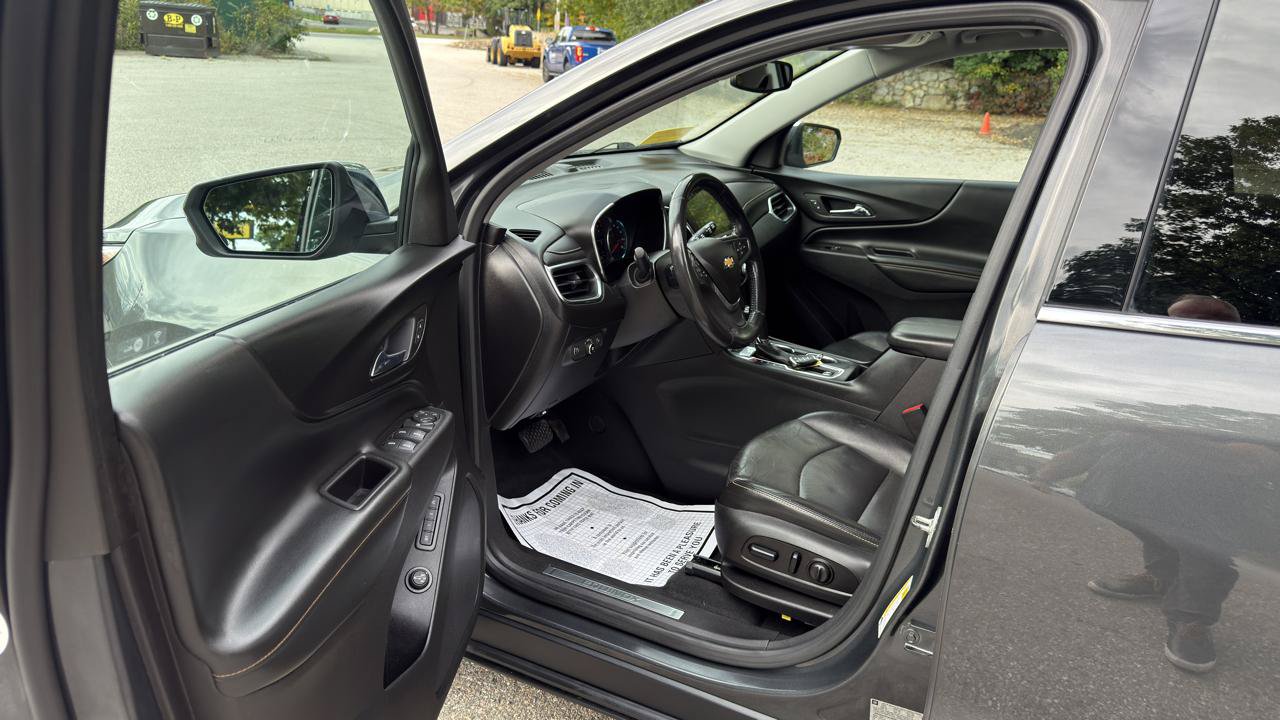 Used 2018 Chevrolet Equinox Premier AWD/4WD image 13