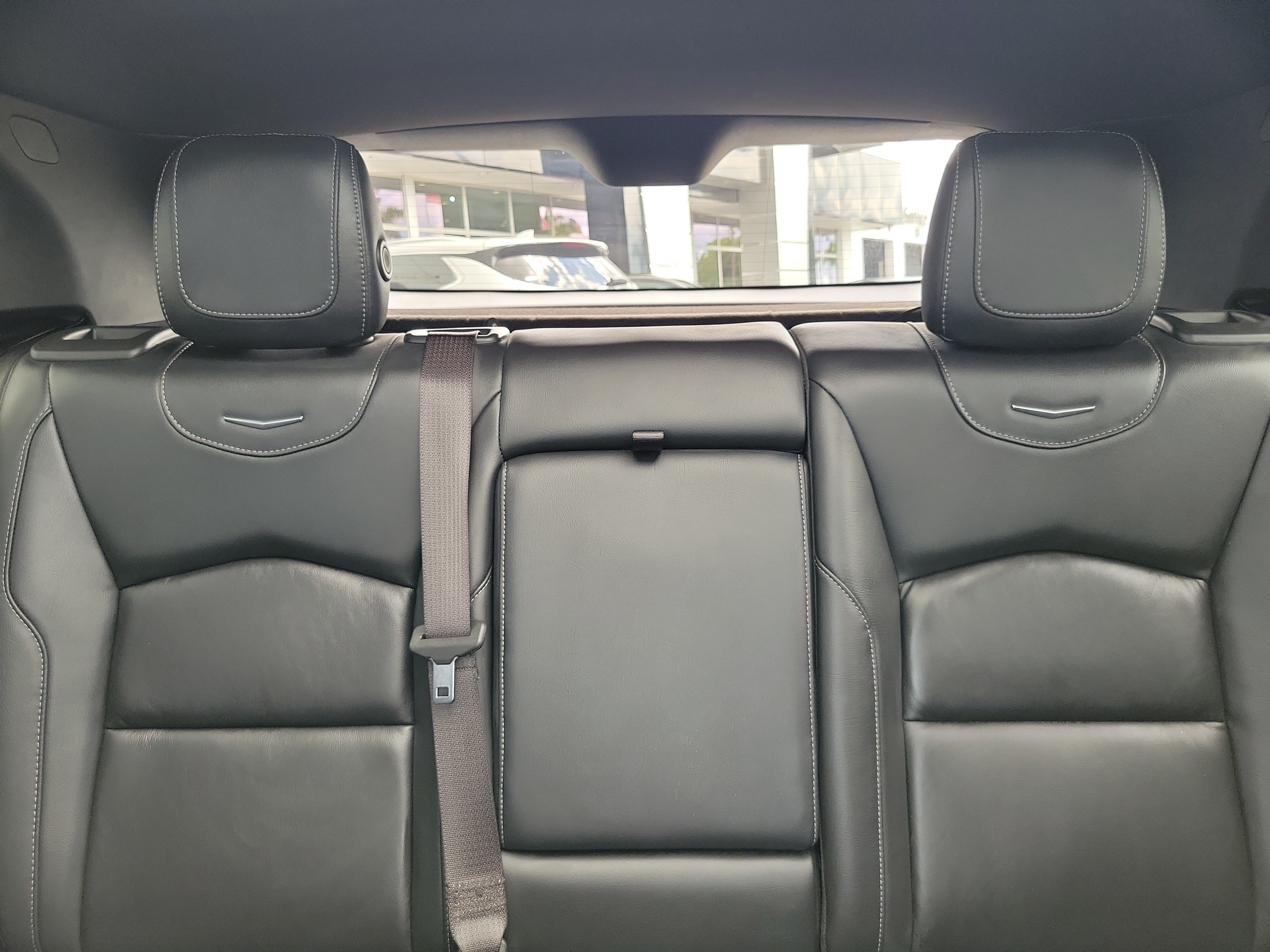 Used 2023 Cadillac XT4 Premium Luxury w/ Enhanced Visibility Package FWD image 16
