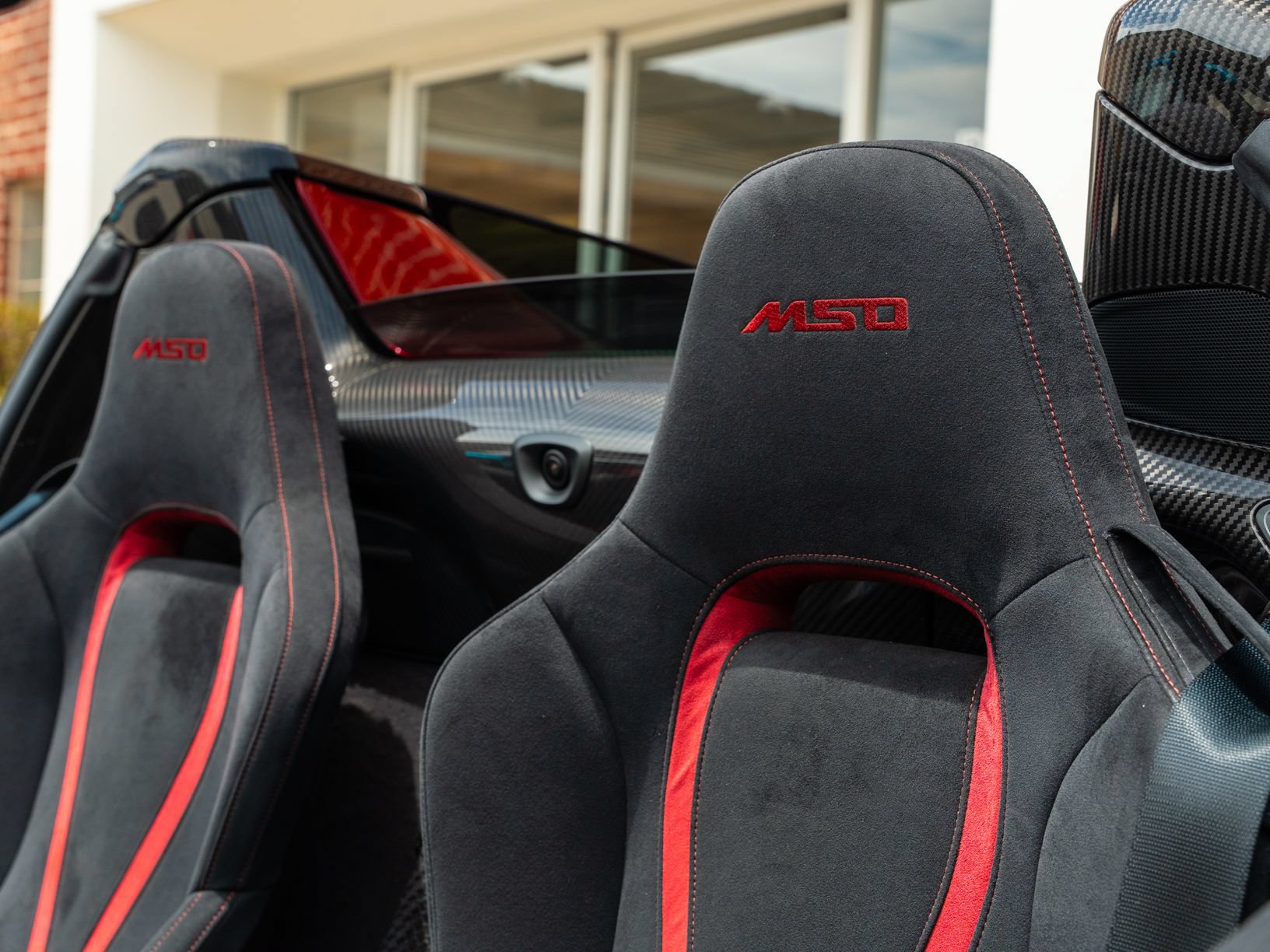 Used 2022 McLaren 765LT RWD image 28