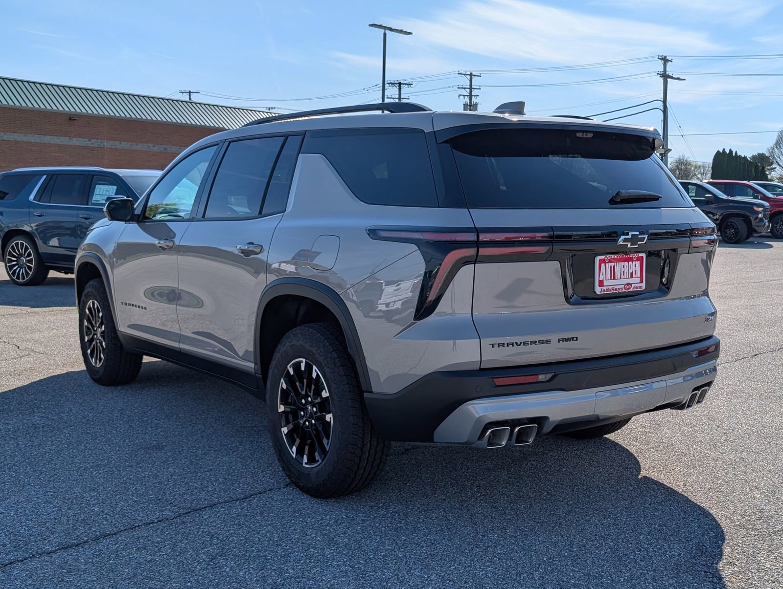 New 2026 Chevrolet Traverse Z71 image 3