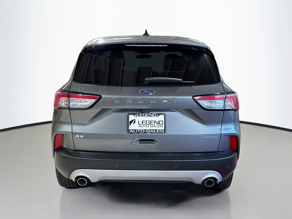 Used 2022 Ford Escape SE image 8