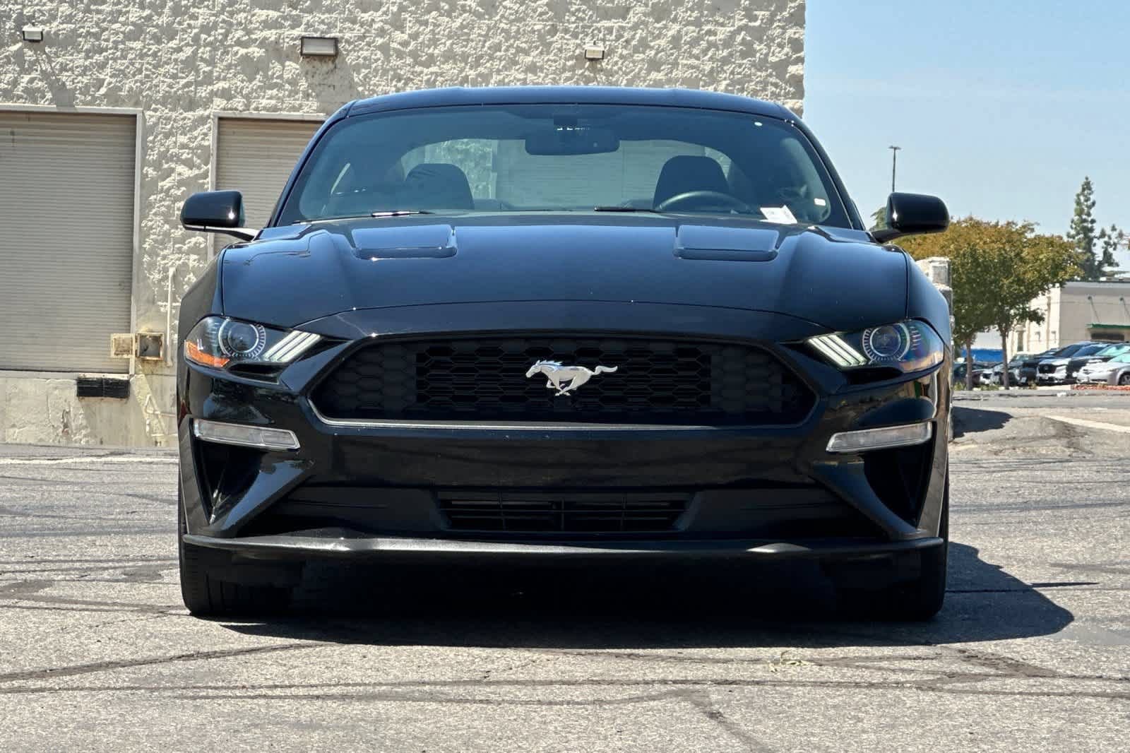 Certified 2020 Ford Mustang Coupe RWD image 11