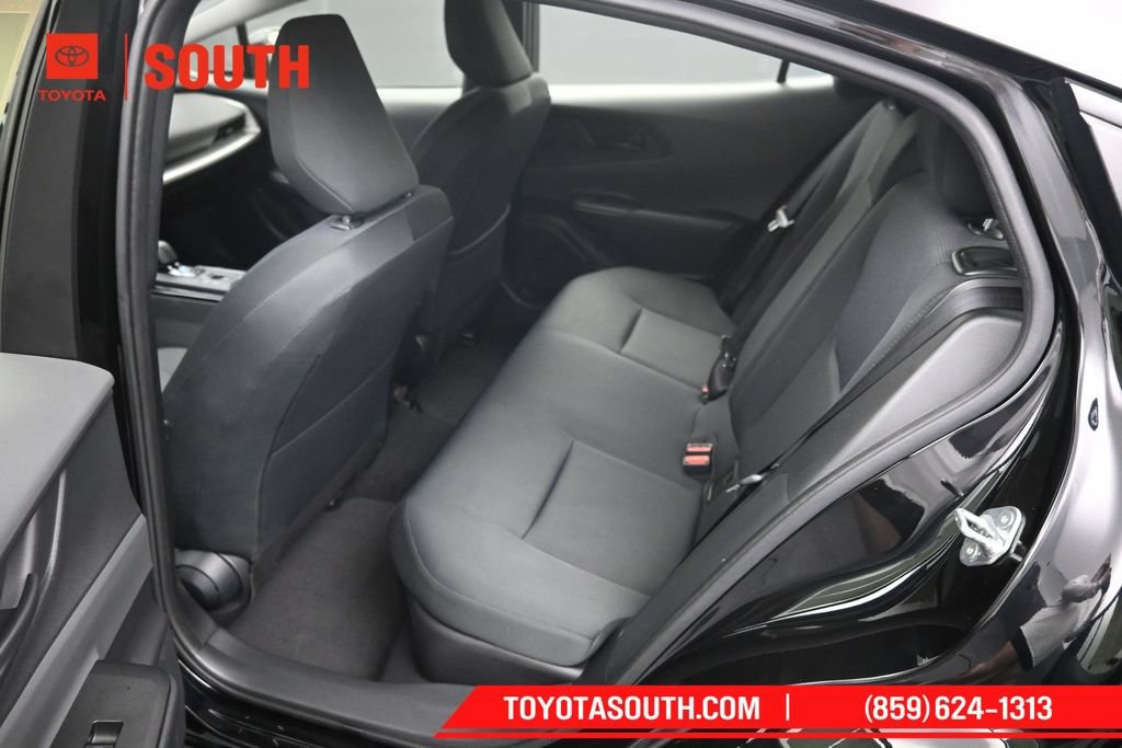 Used 2025 Toyota Prius LE AWD/4WD image 10