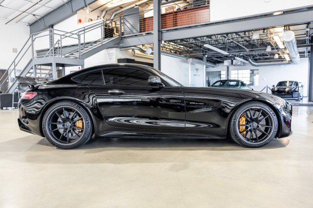 Used 2018 Mercedes-Benz AMG GT R image 7
