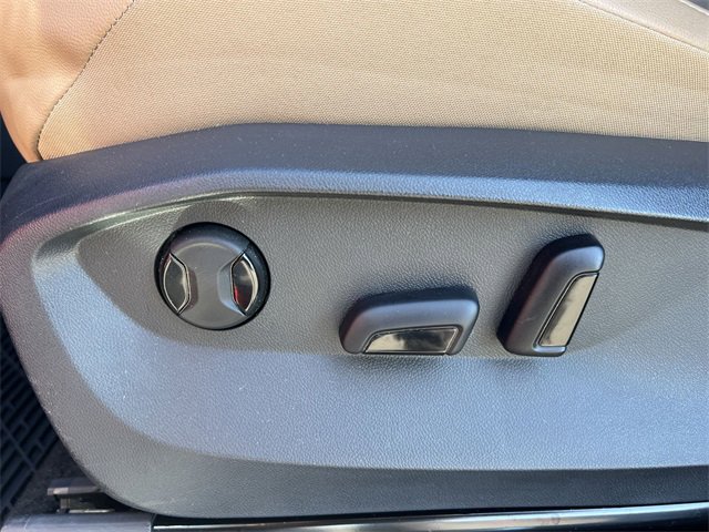 Used 2024 Volkswagen Tiguan SE R-Line image 28