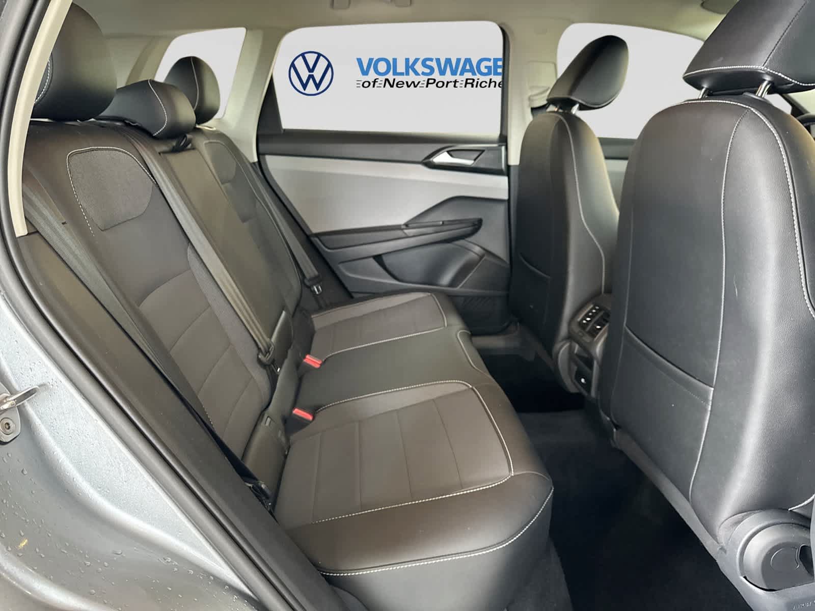 Used 2022 Volkswagen Taos SE FWD image 26