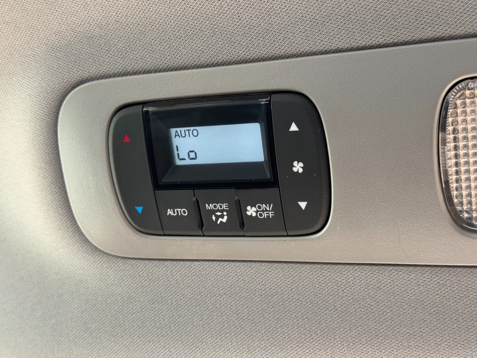 Used 2021 Honda Odyssey Elite image 39