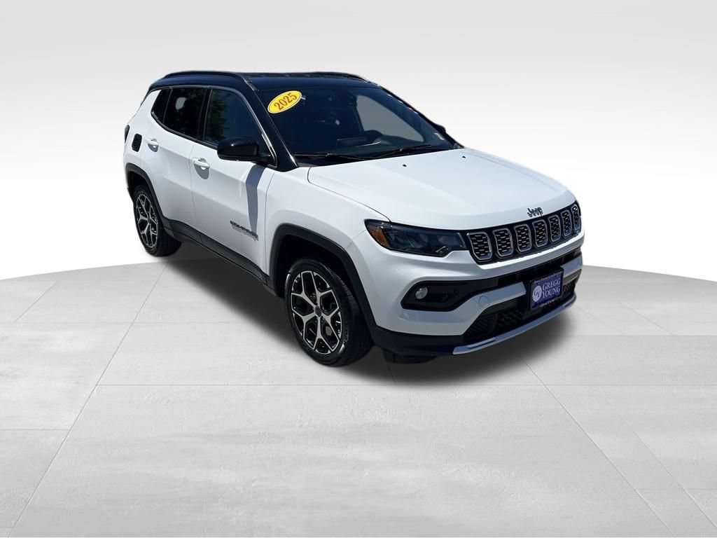 Used 2025 Jeep Compass Limited AWD/4WD image 9