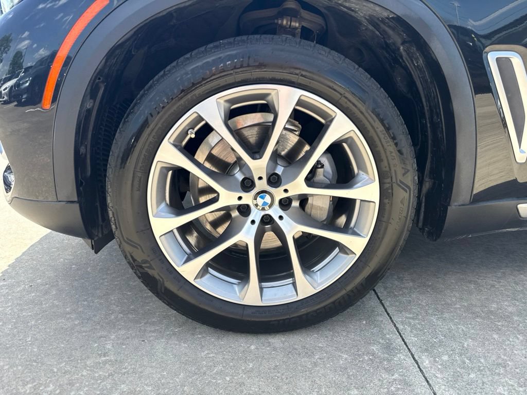 Used 2019 BMW X5 xDrive40i w/ Premium Package 2 AWD/4WD image 9