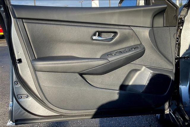 Used 2025 Nissan Sentra SV w/ All-Weather Package image 20