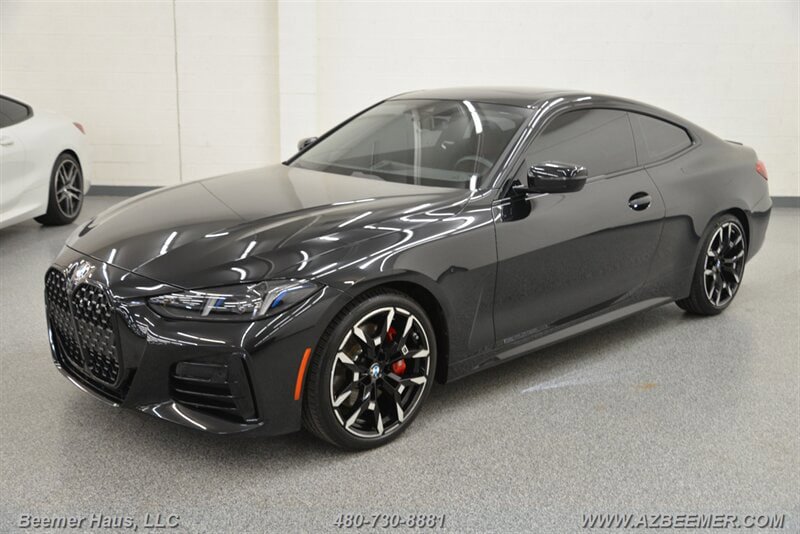 Used 2025 BMW 430i Coupe w/ M Sport Package RWD image 3