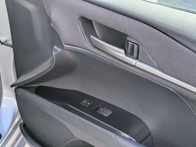 Used 2025 Toyota Camry LE image 27