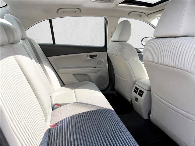 Used 2020 Toyota Camry SE FWD image 23