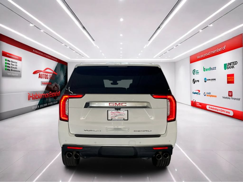 Used 2021 GMC Yukon Denali w/ Denali Premium Package AWD/4WD image 6