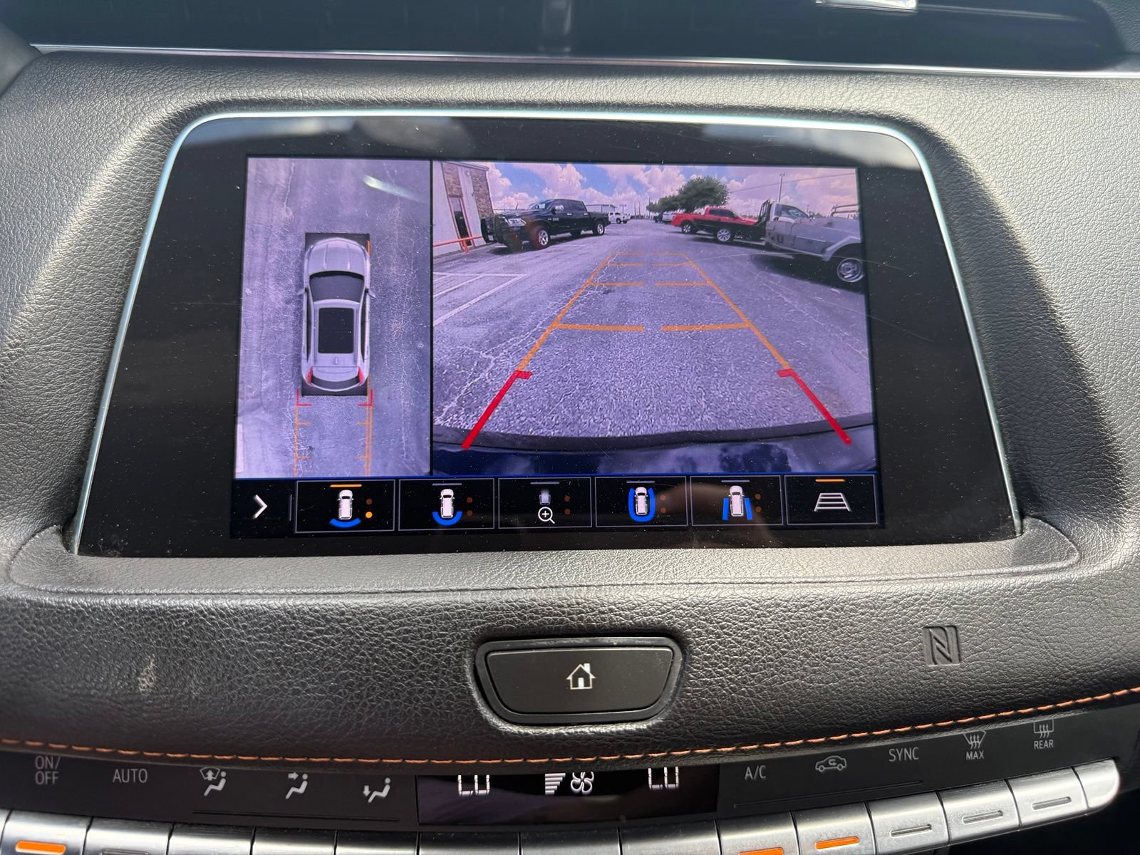 Used 2020 Cadillac XT4 Sport FWD image 20