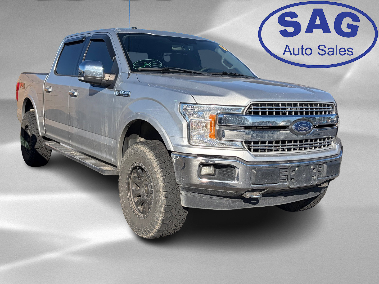 Used 2018 Ford F150 Lariat image 2