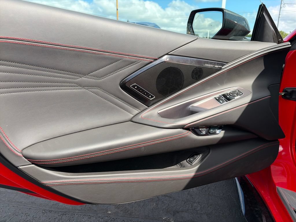Used 2025 Chevrolet Corvette E-Ray w/ Stealth Interior Trim Package AWD/4WD image 16