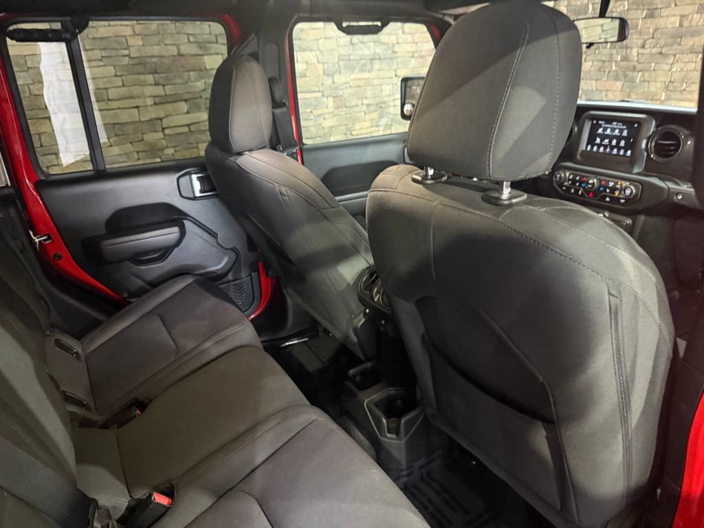 Used 2022 Jeep Gladiator Sport AWD/4WD image 29
