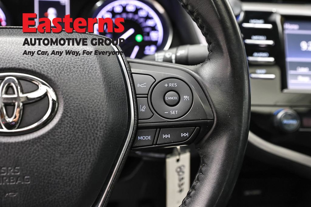 Used 2019 Toyota Camry SE FWD image 16