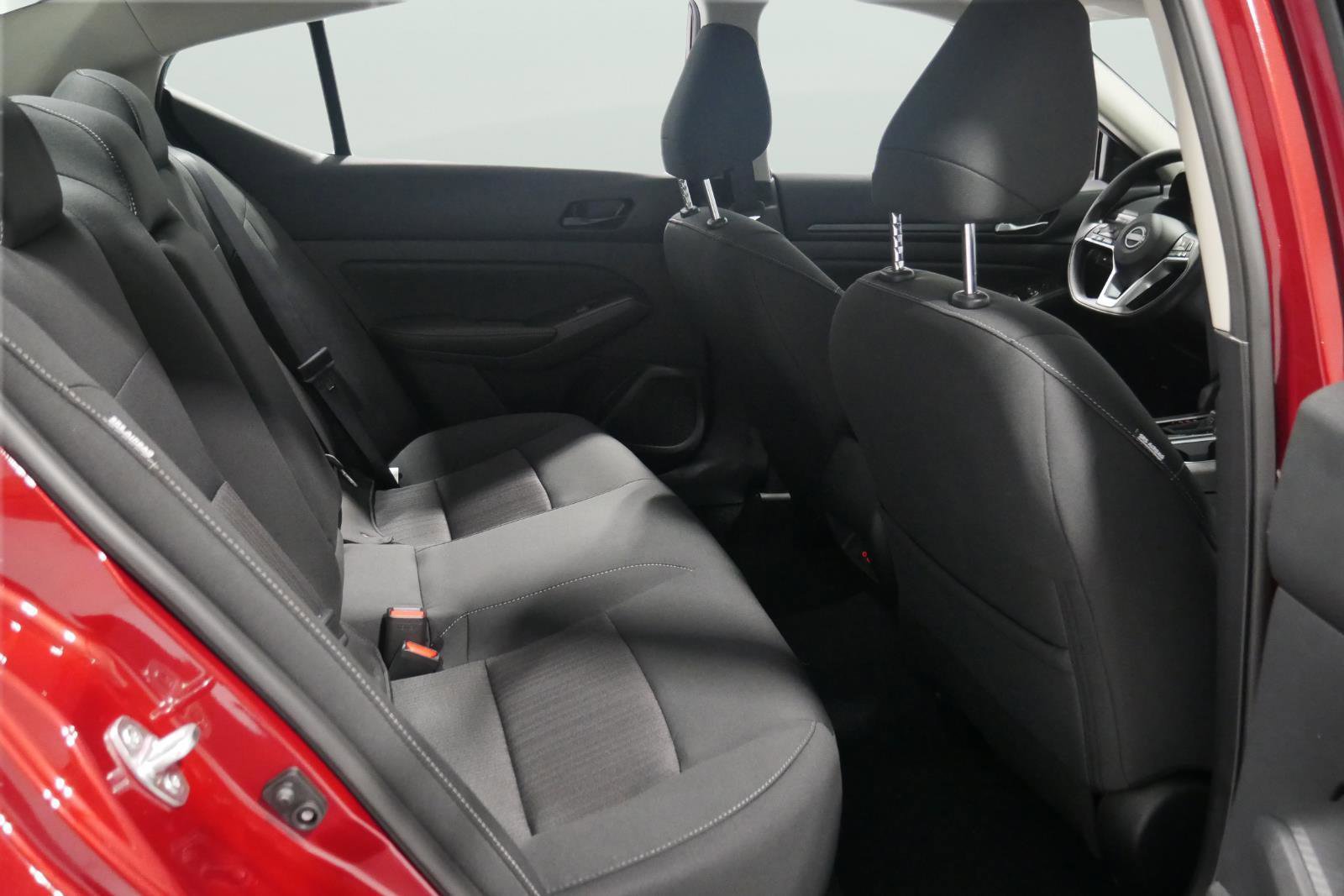 New 2025 Nissan Altima 2.5 SV w/ SV Special Edition Package image 17