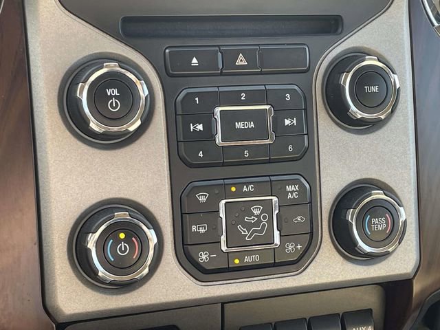 Used 2016 Ford F350 Lariat w/ Chrome Package image 25