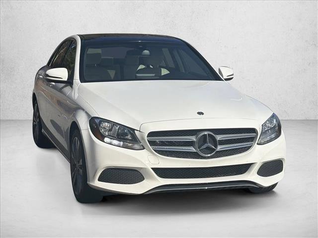 Used 2018 Mercedes-Benz C 300 4MATIC Sedan image 4