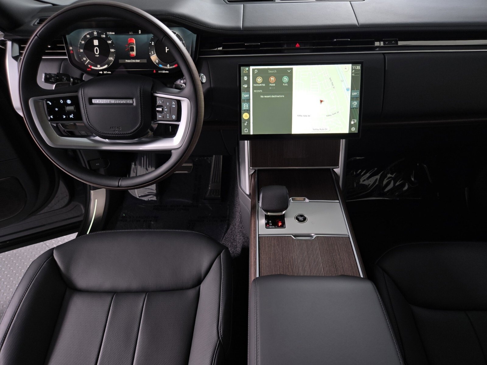 New 2025 Land Rover Range Rover Autobiography image 4