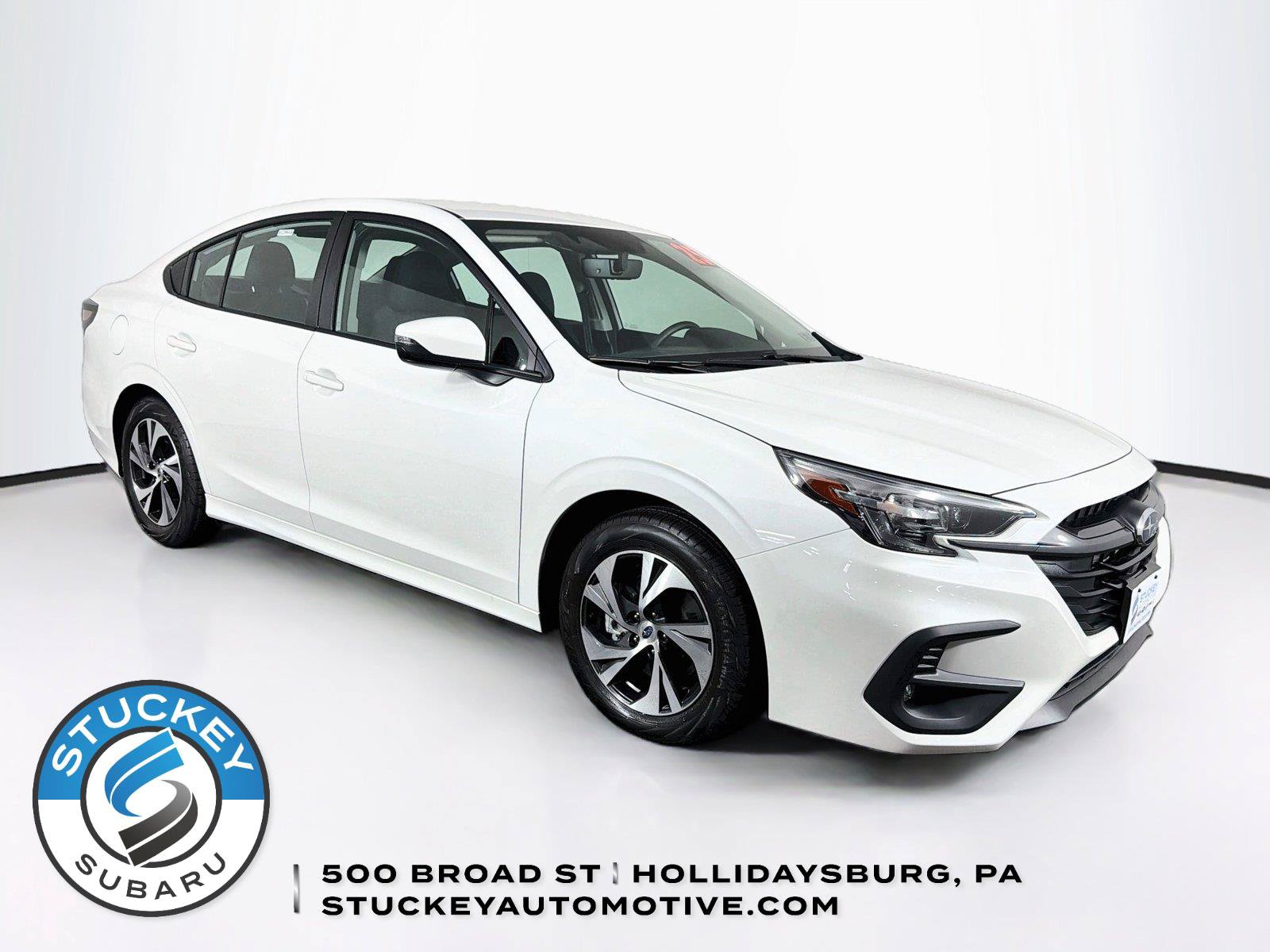 Used 2025 Subaru Legacy Premium AWD/4WD image 1
