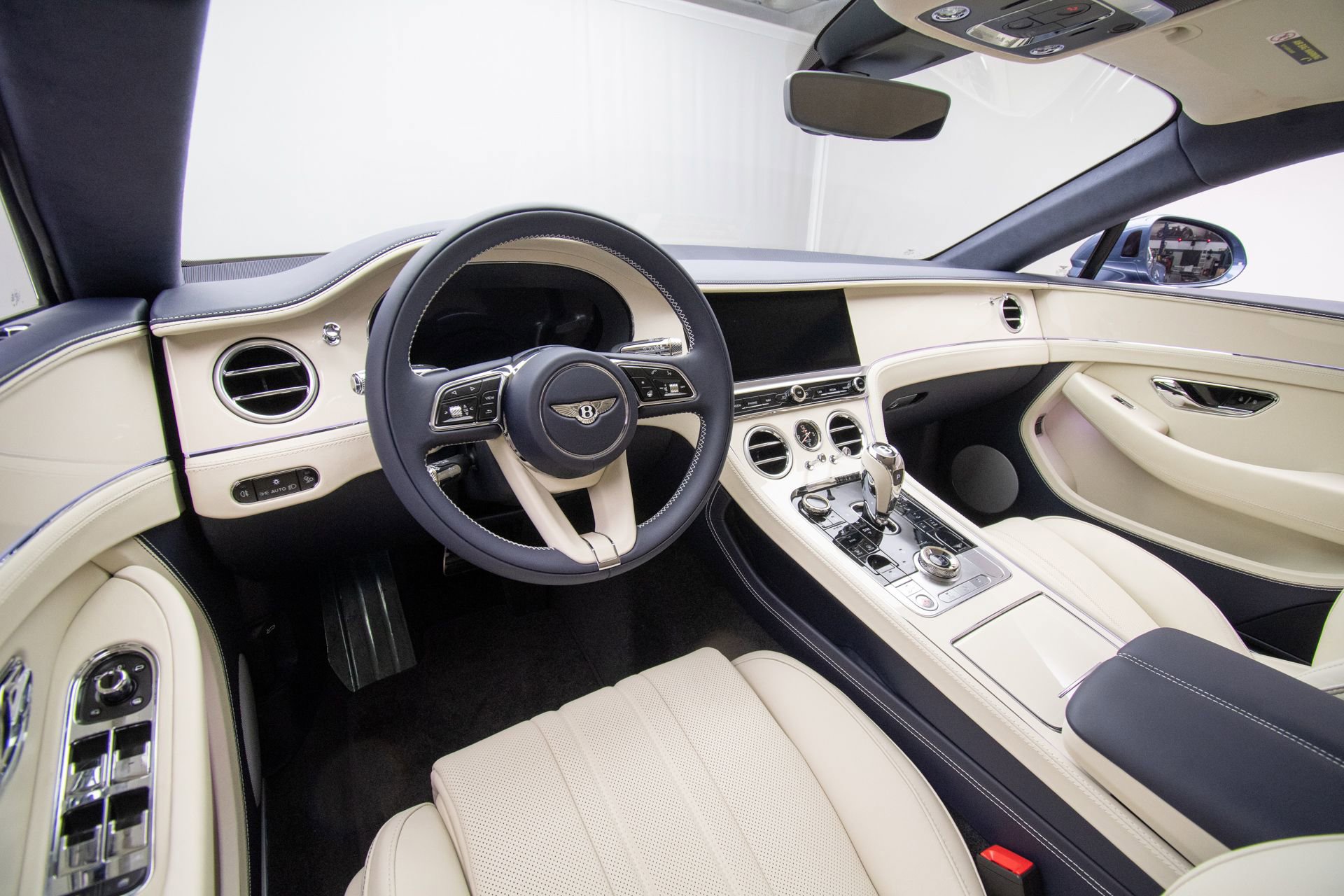New 2026 Bentley Continental GT AWD/4WD image 9