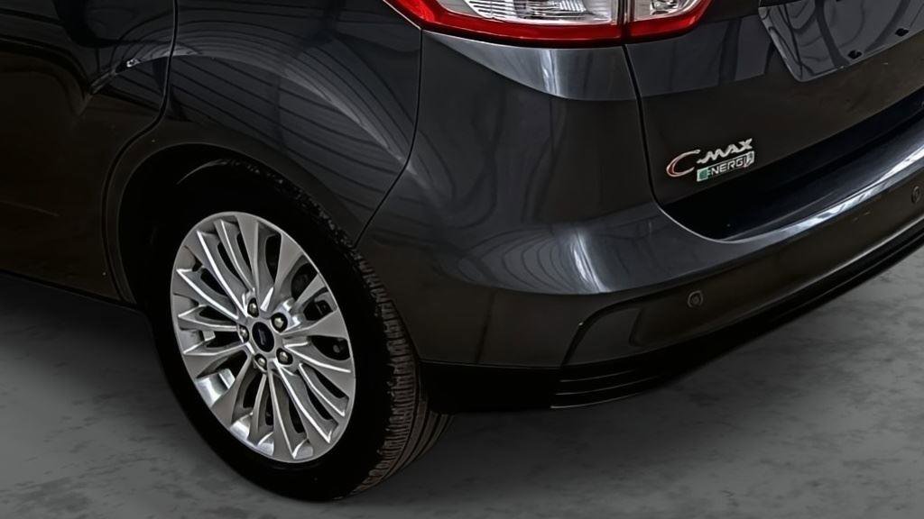 Used 2017 Ford C-MAX Energi SE w/ Equipment Group 401A image 9