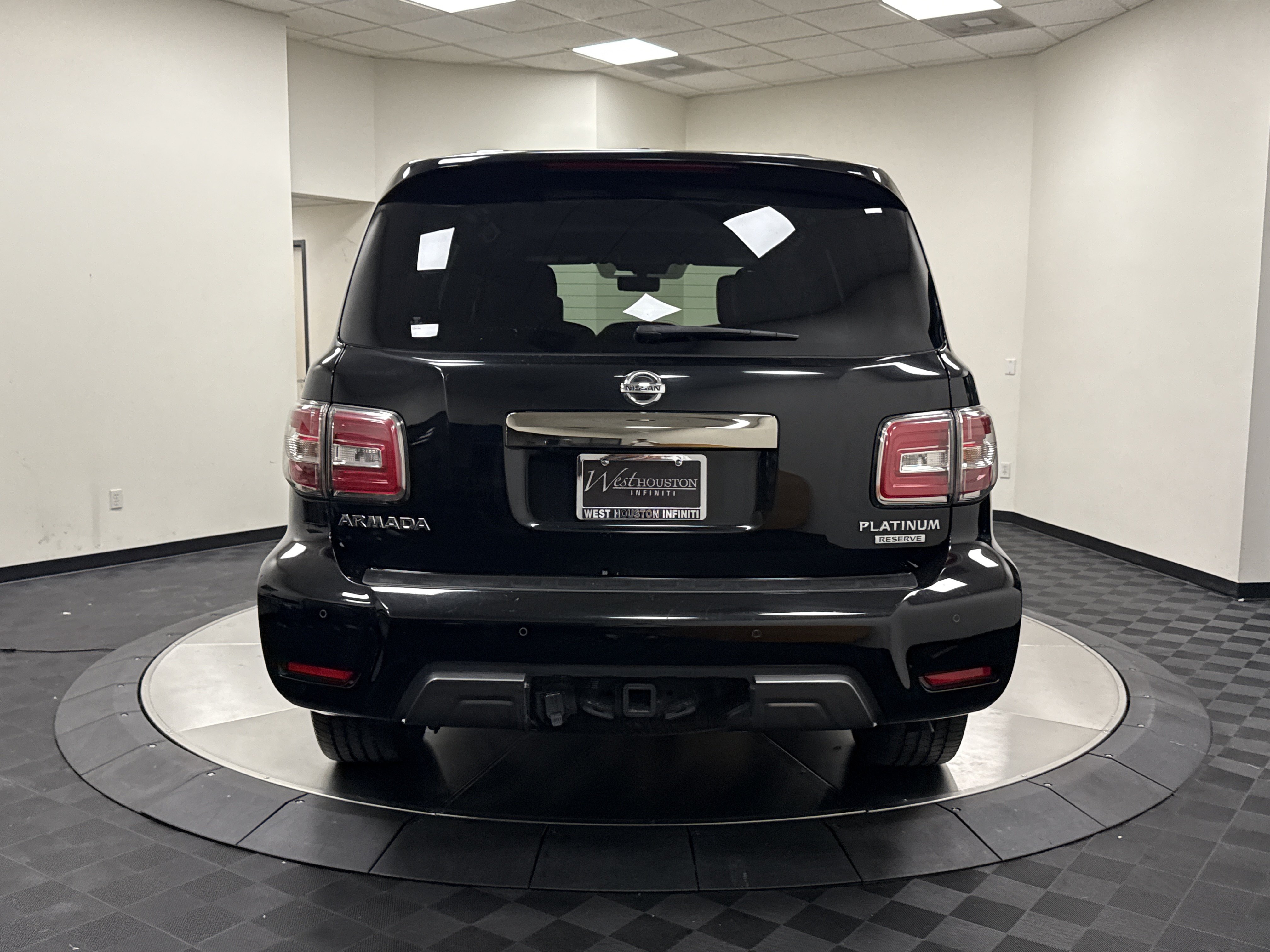 Used 2020 Nissan Armada Platinum w/ Platinum Reserve Package RWD image 6