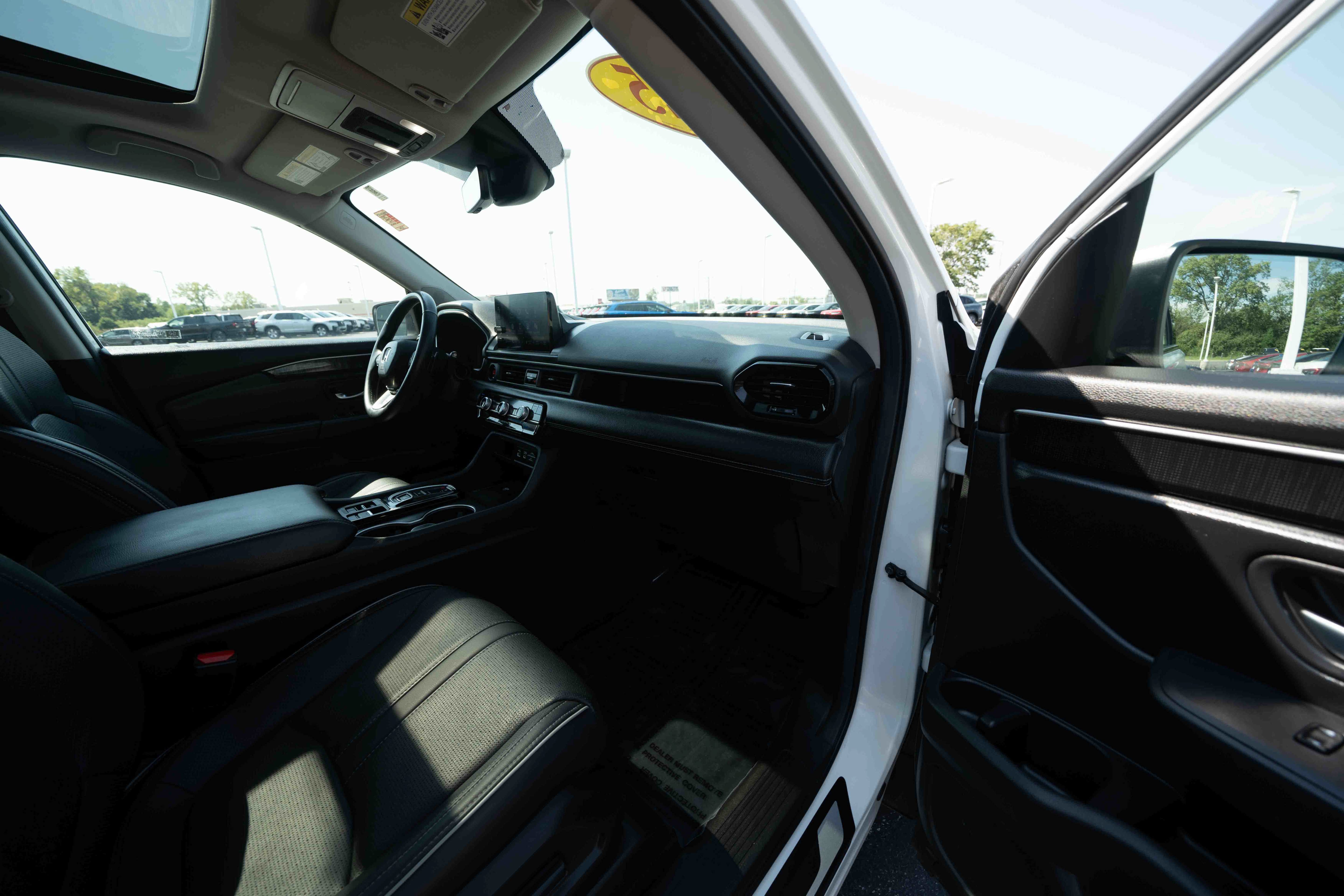 Certified 2025 Honda Pilot Elite image 26