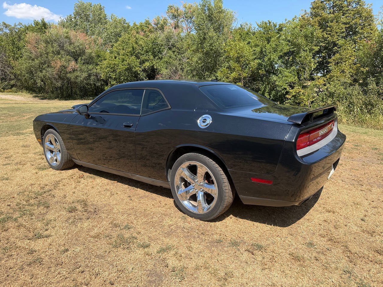 Used 2013 Dodge Challenger R/T w/ Sound Group II RWD image 22
