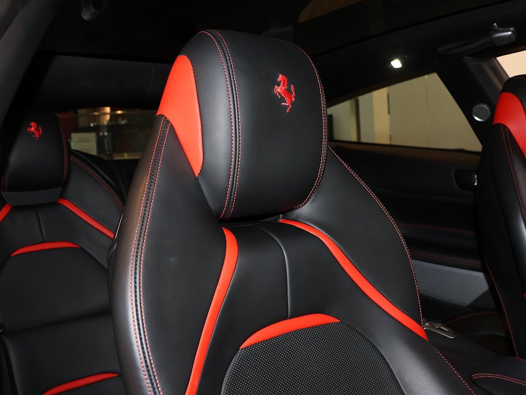 Certified 2018 Ferrari GTC4Lusso image 39