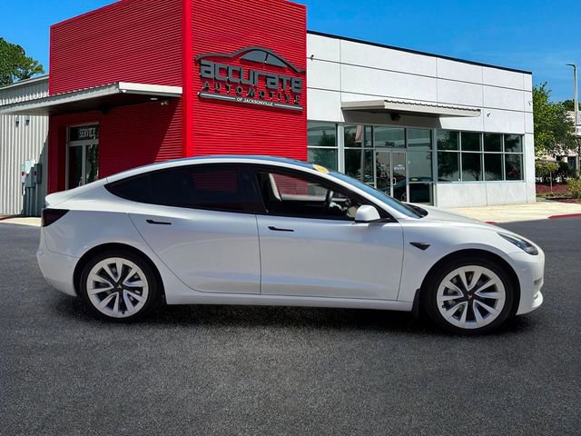 Used 2021 Tesla Model 3 Standard Range Plus image 6