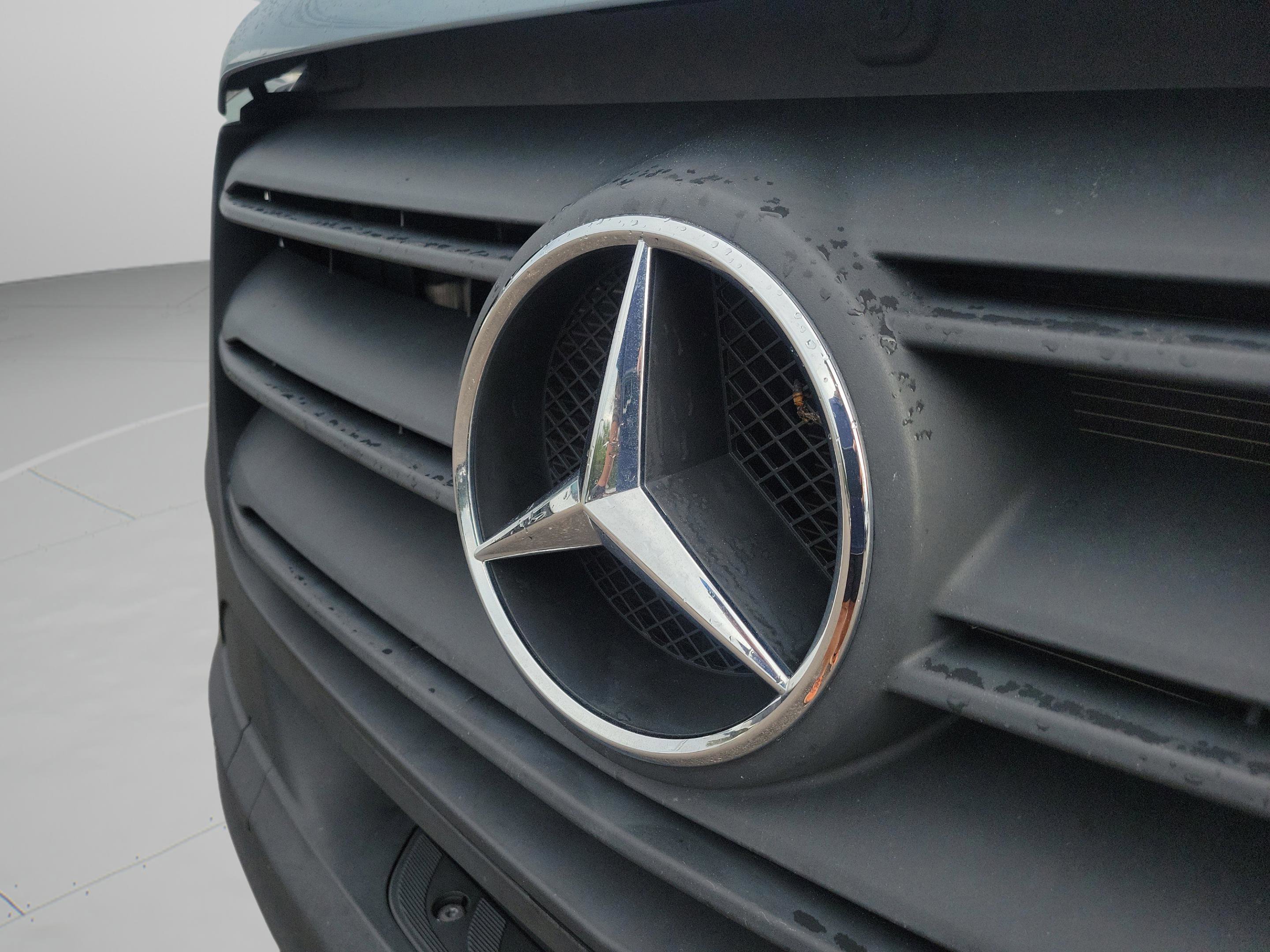 Used 2024 Mercedes-Benz Sprinter 2500 image 17