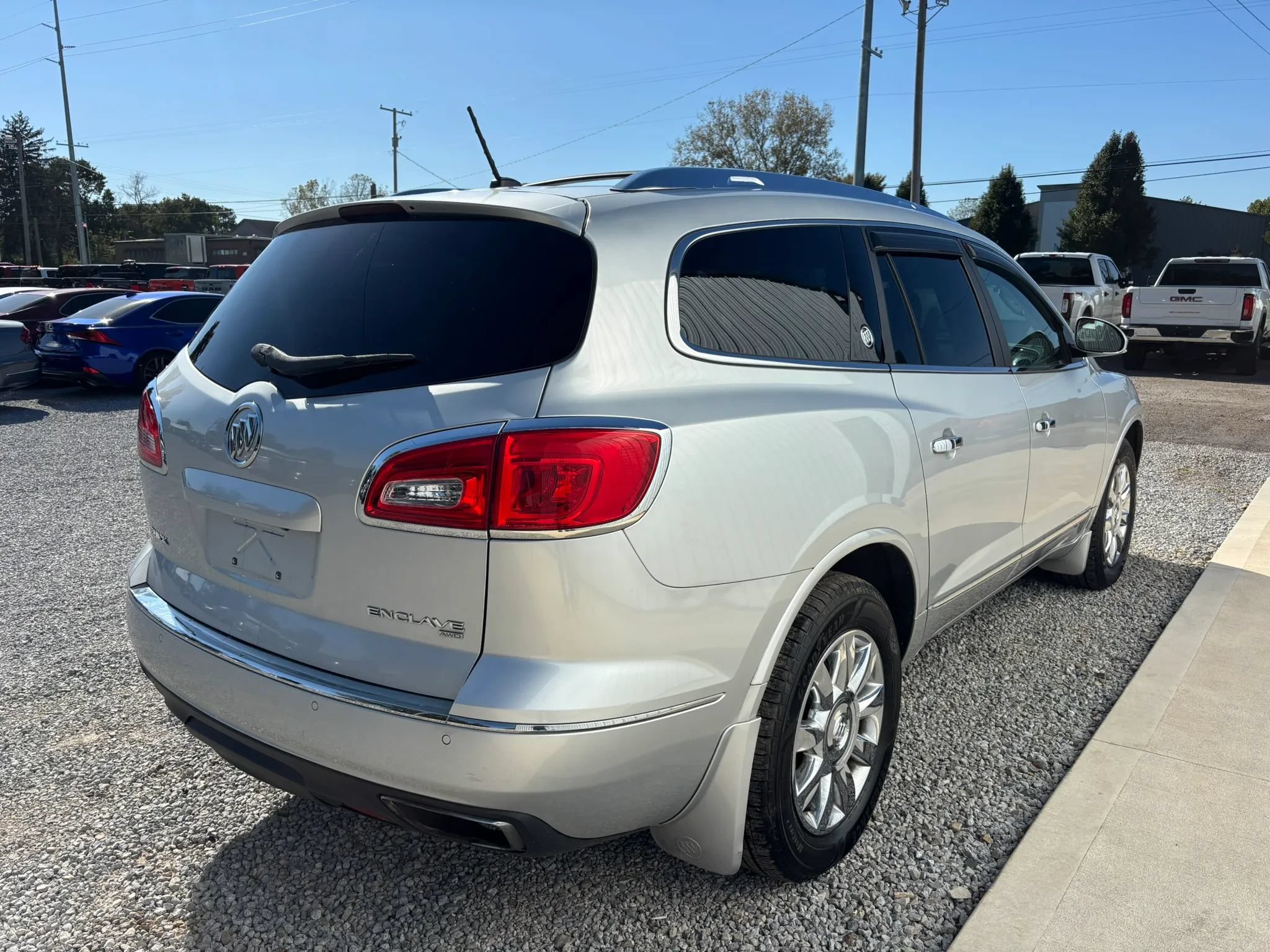 Used 2015 Buick Enclave Premium w/ Trailering Package AWD/4WD image 9