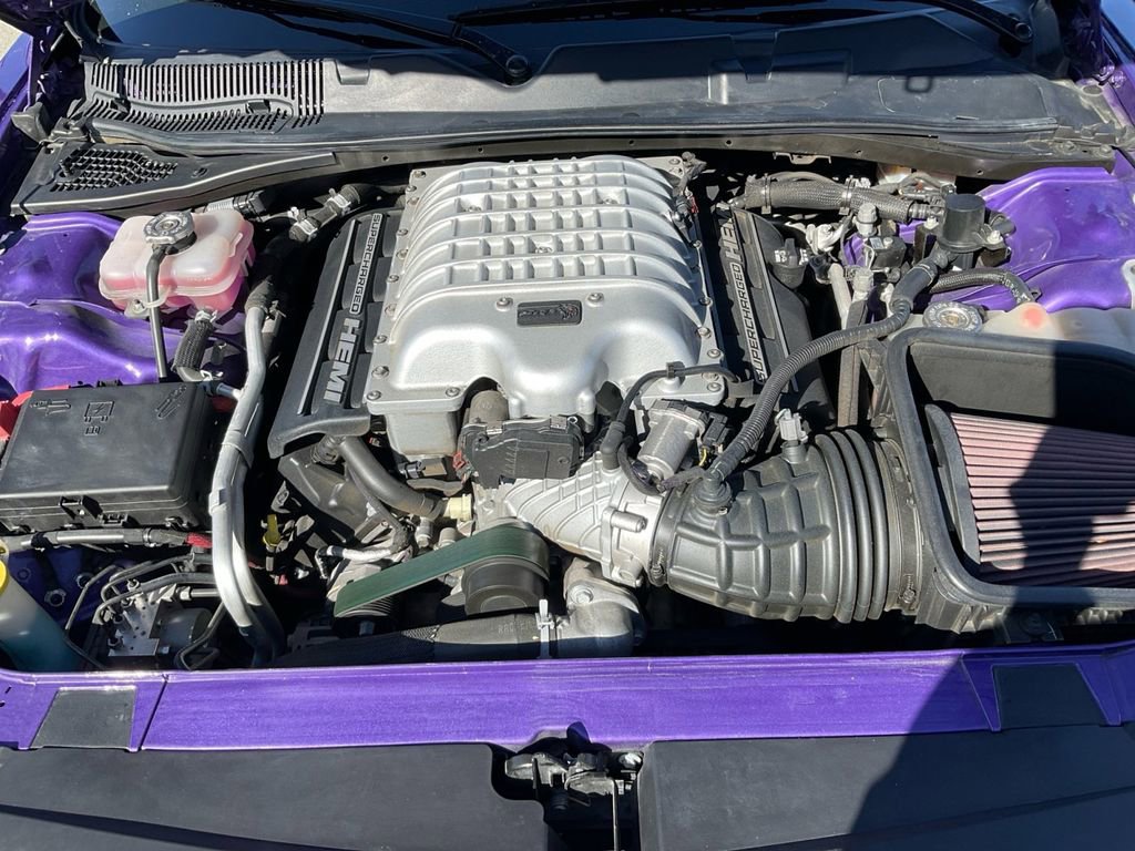 Used 2019 Dodge Challenger SRT Hellcat Redeye image 31