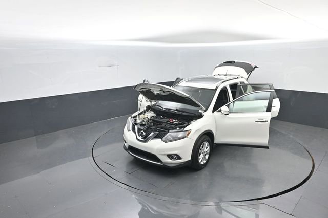Used 2015 Nissan Rogue SV w/ SV Premium Package image 34