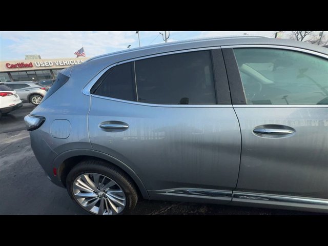 Certified 2025 Buick Envision Avenir image 9