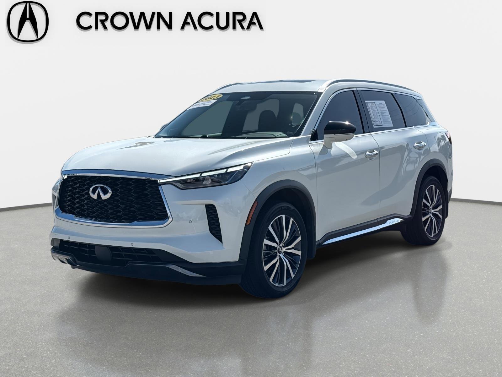 Used 2023 INFINITI QX60 Sensory w/ Cargo Package image 1