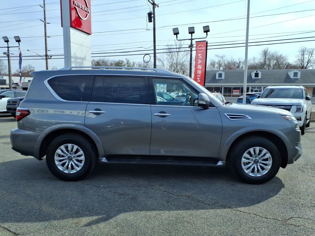 Used 2024 Nissan Armada SV w/ Cargo Package AWD/4WD image 4