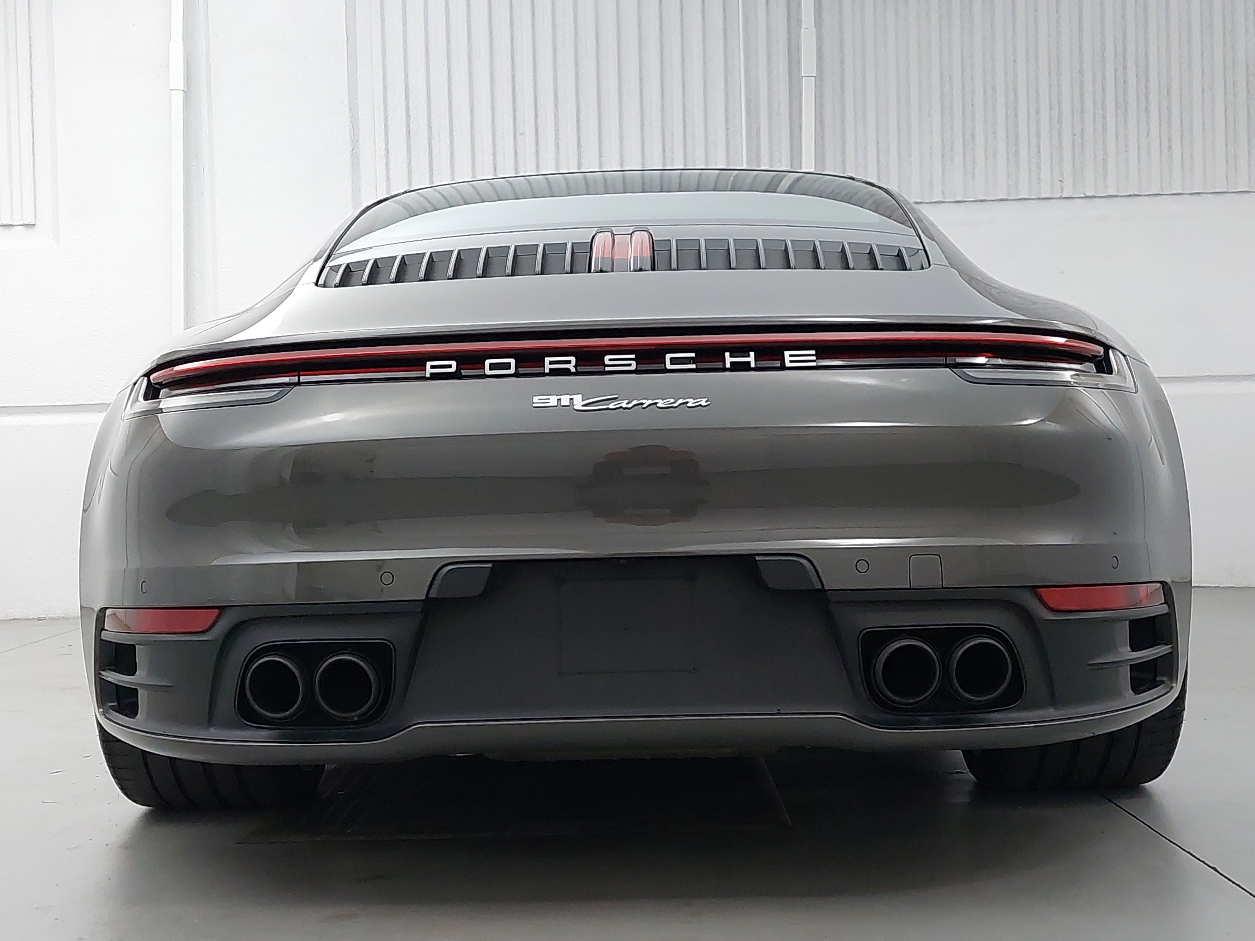 Used 2023 Porsche 911 Carrera image 6